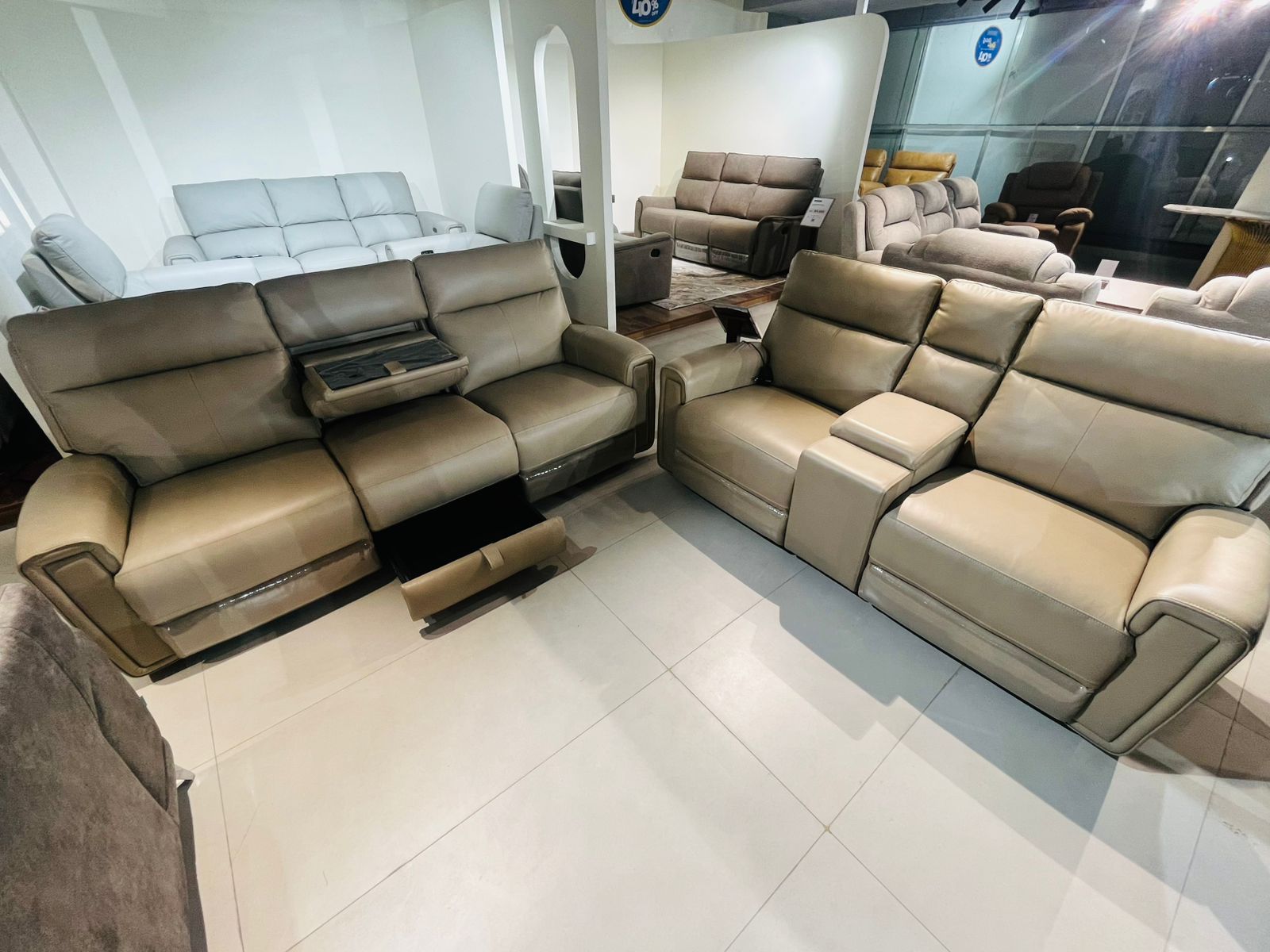 Big Size Sofa Imported - Damro Hyderabad